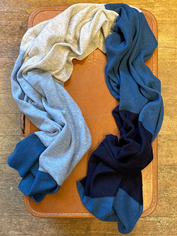 Color blocked cashmere scarf