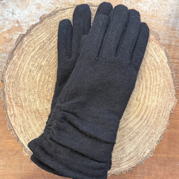 Spanish made ruched cuff gloves