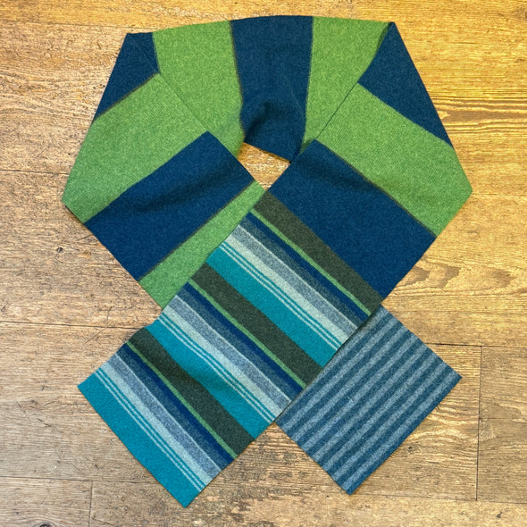 Scottish wool Albers scarf