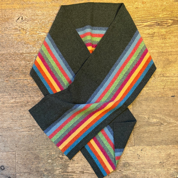 Scottish wool Morris scarf