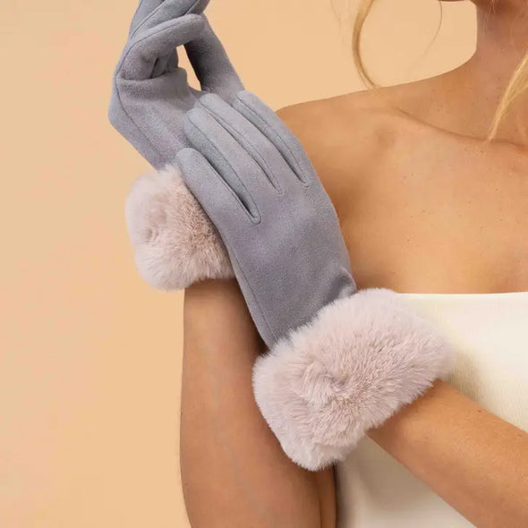 Powder faux suede and fur gloves