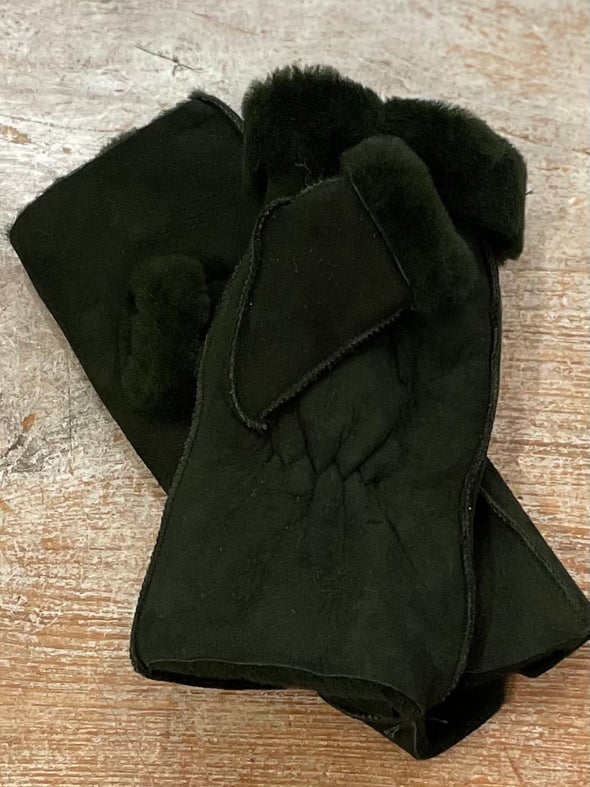 Shearling fingerless gloves