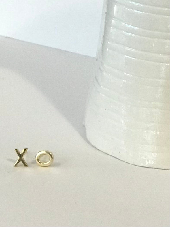 X O gold earrings