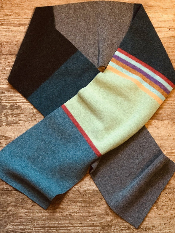 Scottish wool Delauney scarf