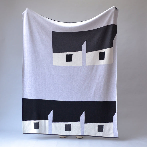 Monochromatic graphic cotton blankets