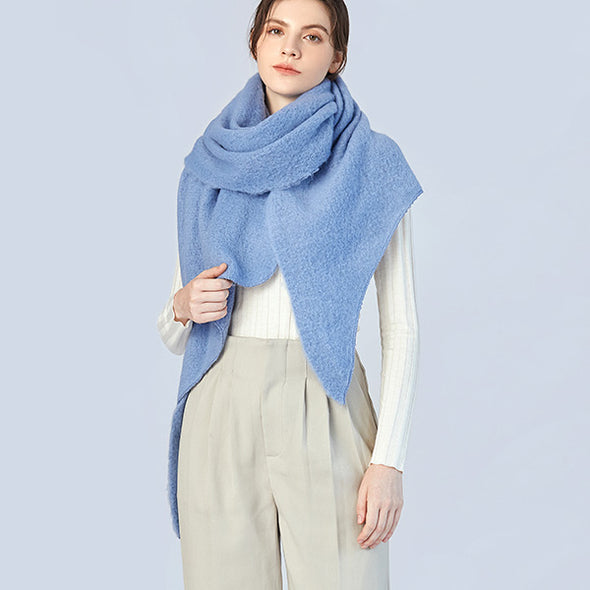Asymmetrical cozy scarf up